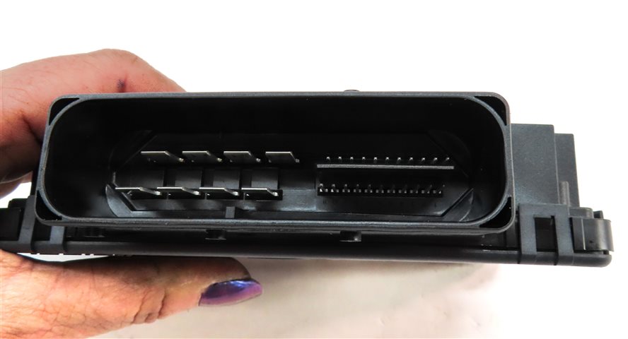 Thumbnail 6: 2011 PORSCHE CAYENNE (958) EMERGENCY PARK PARKING BRAKE CONTROL MODULE