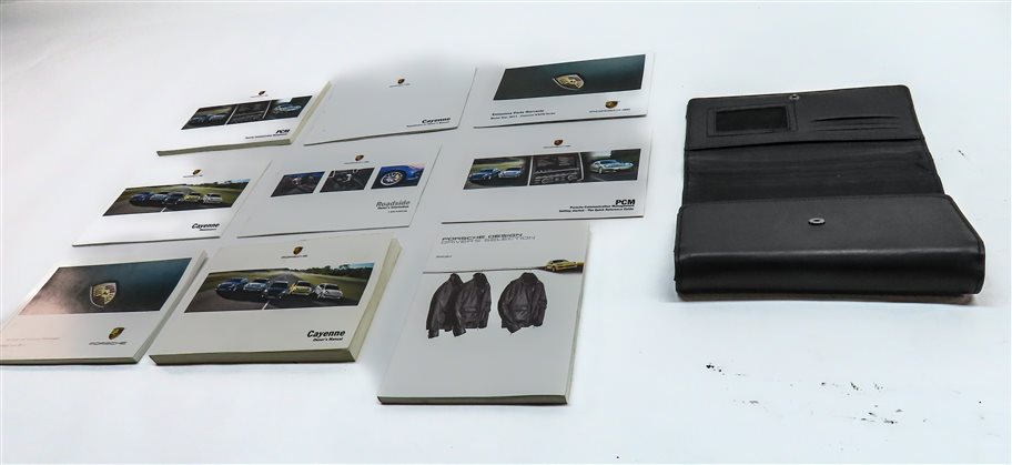 Thumbnail 2: 2011 PORSCHE CAYENNE (958) 3.6L VR6 NON-TURBO ENGINE OWNER'S MANUAL BOOKLET SET