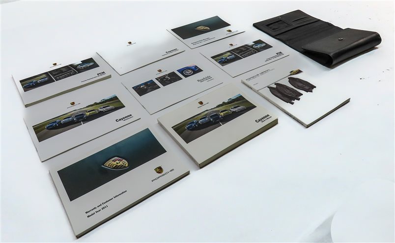 Thumbnail 3: 2011 PORSCHE CAYENNE (958) 3.6L VR6 NON-TURBO ENGINE OWNER'S MANUAL BOOKLET SET