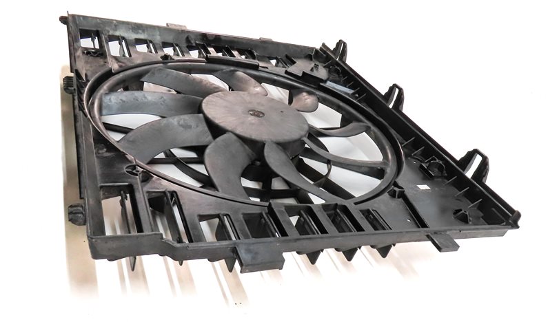 Thumbnail 3: 2011-2018 PORSCHE CAYENNE (958) 3.6L ENGINE RADIATOR COOLING FAN ASSEMBLY