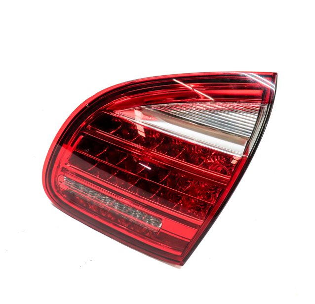 2011-2014 PORSCHE CAYENNE (958) RIGHT PASSENGER INNER TAILLIGHT LIGHT LAMP