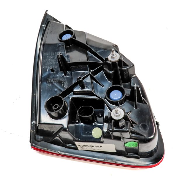 Thumbnail 4: 2011-2014 PORSCHE CAYENNE (958) RIGHT PASSENGER INNER TAILLIGHT LIGHT LAMP
