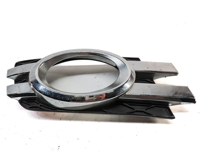 Thumbnail 2: 2009 MERCEDES GL550 (X164) FRONT RIGHT PASSENGER FOG LIGHT LAMP GRILLE TRIM