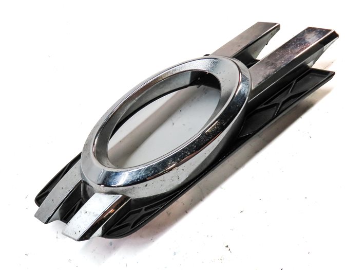 Thumbnail 4: 2009 MERCEDES GL550 (X164) FRONT RIGHT PASSENGER FOG LIGHT LAMP GRILLE TRIM