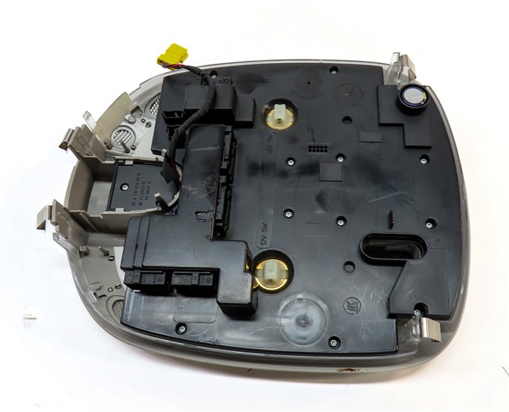 Thumbnail 7: 2009 MERCEDES GL550 (X164) FRONT INTERIOR DOME LIGHT LAMP w/ SWITCHES (GRAY)
