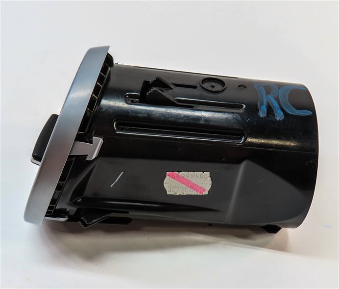 Thumbnail 5: 2009 MERCEDES GL550 (X164) FRONT CENTER RIGHT DASH HEAT AIR AC HVAC VENT (BLACK)