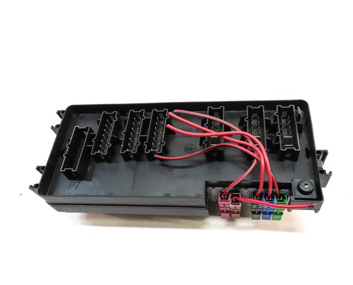 Thumbnail 7: 2009 MERCEDES GL550 (X164) 5.5L (M273) ENGINE REAR FUSE RELAY PANEL BOX