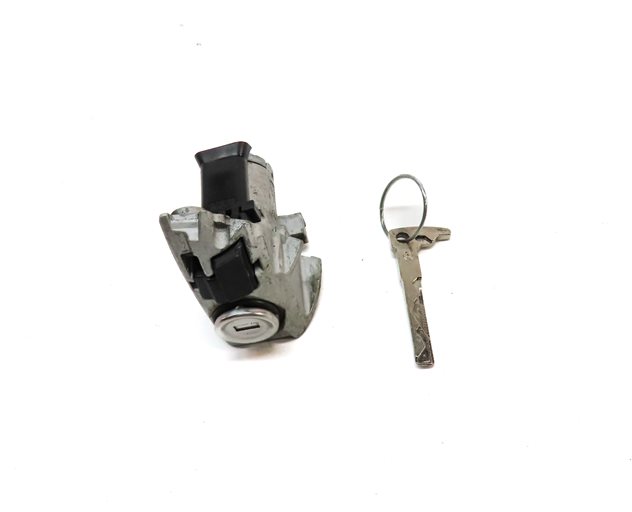 Thumbnail 2: 2009 MERCEDES GL550 (X164) FRONT LEFT DRIVER DOOR HANDLE LOCK CYLINDER w/KEY