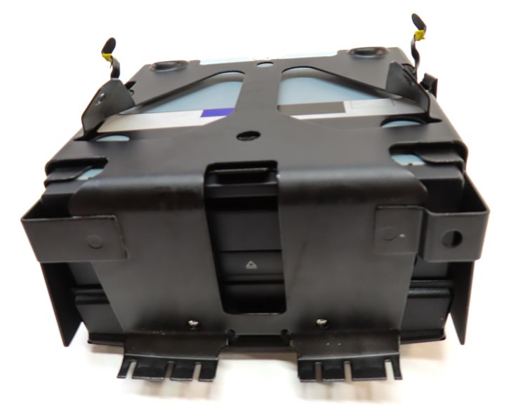Thumbnail 10: 09 MB GL320 GL450 GL550 GLK350 ML320 ML350 ML550 REAR DVD VIDEO PLAYER w/HOUSING