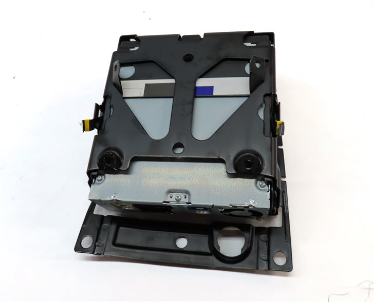 Thumbnail 8: 09 MB GL320 GL450 GL550 GLK350 ML320 ML350 ML550 REAR DVD VIDEO PLAYER w/HOUSING