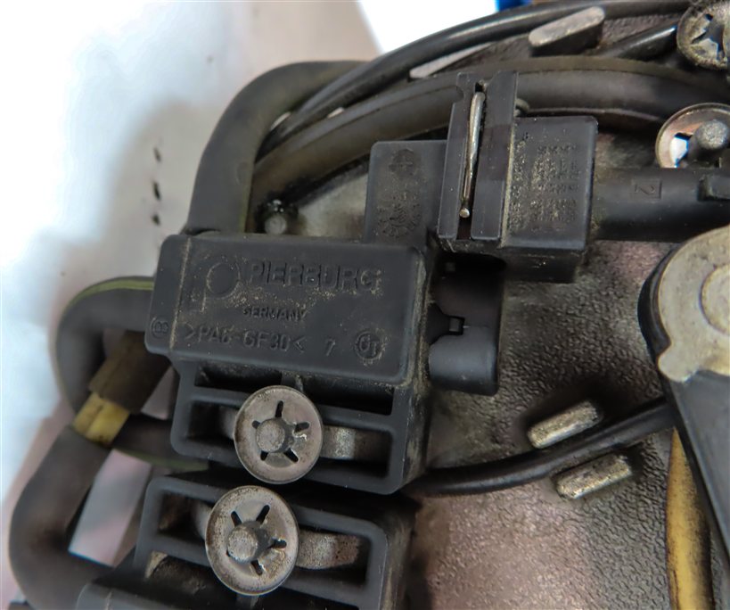 Thumbnail 8: 07-12 MERCEDES CL E G GL ML S SL CLS (W211 W212 W221 W164 X164) INTAKE MANIFOLD