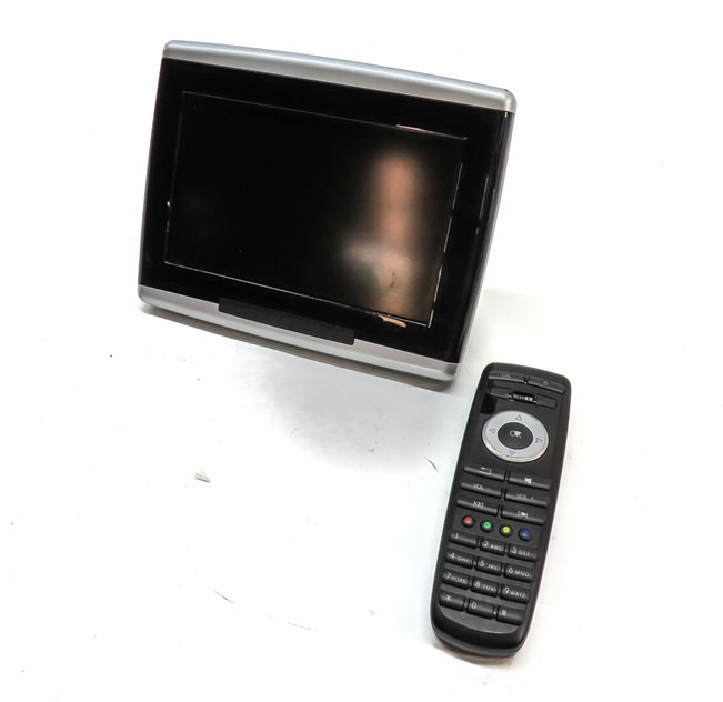 09 GL320 GL450 GL550 GLK350 ML320 ML350 ML550 REAR VIDEO SCREEN w/REMOTE SET/2