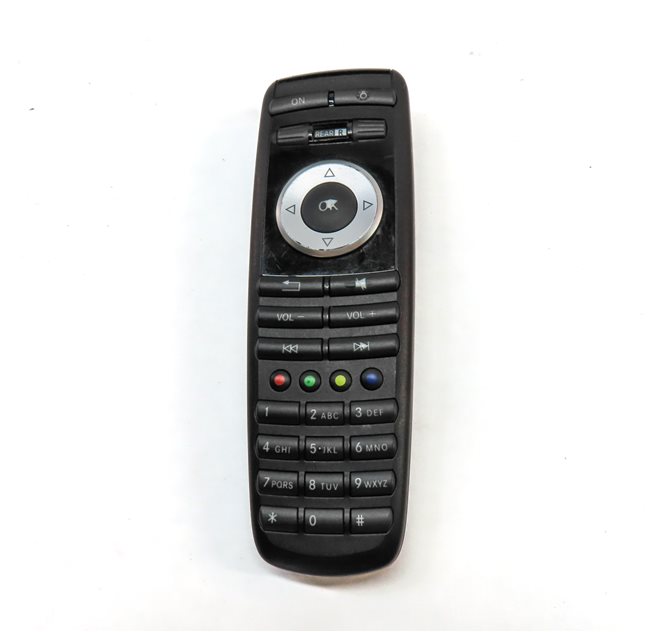 Thumbnail 4: 09 GL320 GL450 GL550 GLK350 ML320 ML350 ML550 REAR VIDEO SCREEN w/REMOTE SET/2