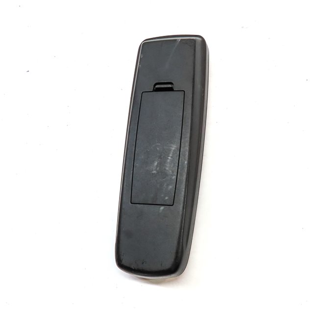 Thumbnail 5: 09 GL320 GL450 GL550 GLK350 ML320 ML350 ML550 REAR VIDEO SCREEN w/REMOTE SET/2