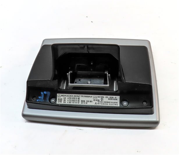 Thumbnail 11: 09 GL320 GL450 GL550 GLK350 ML320 ML350 ML550 REAR VIDEO SCREEN w/REMOTE SET/2