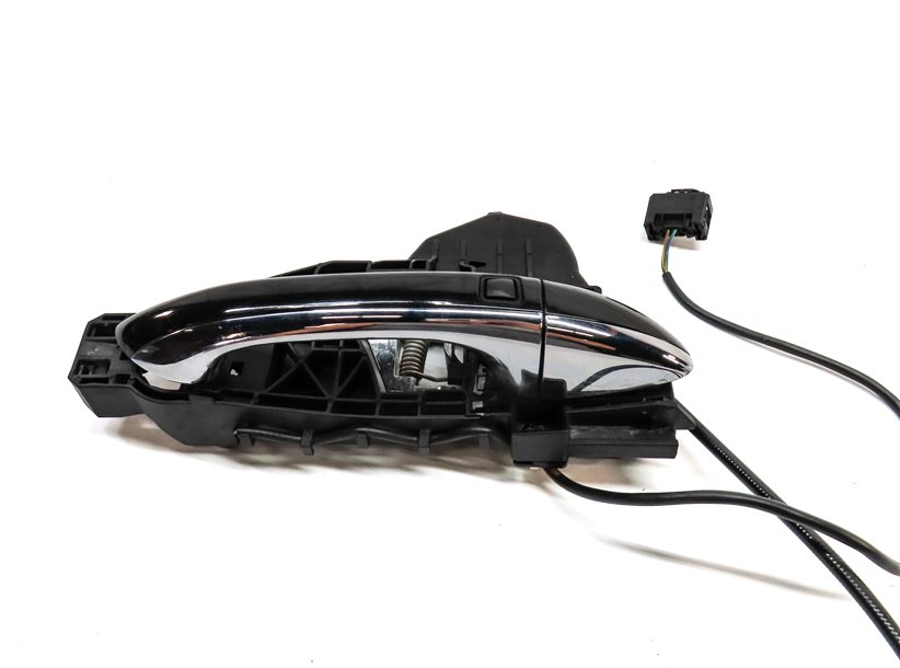 Thumbnail 5: 2009 MERCEDES GL550 (X164) FRONT RIGHT PASSENGER EXTERIOR DOOR HANDLE (Black)