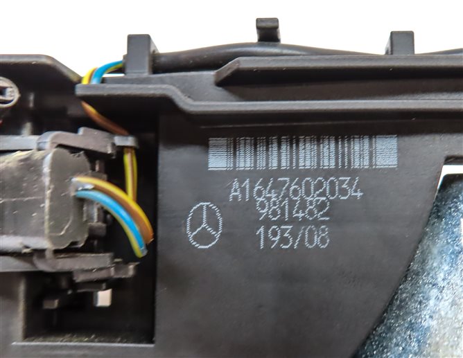 Thumbnail 7: 2009 MERCEDES GL550 (X164) FRONT RIGHT PASSENGER EXTERIOR DOOR HANDLE (Black)