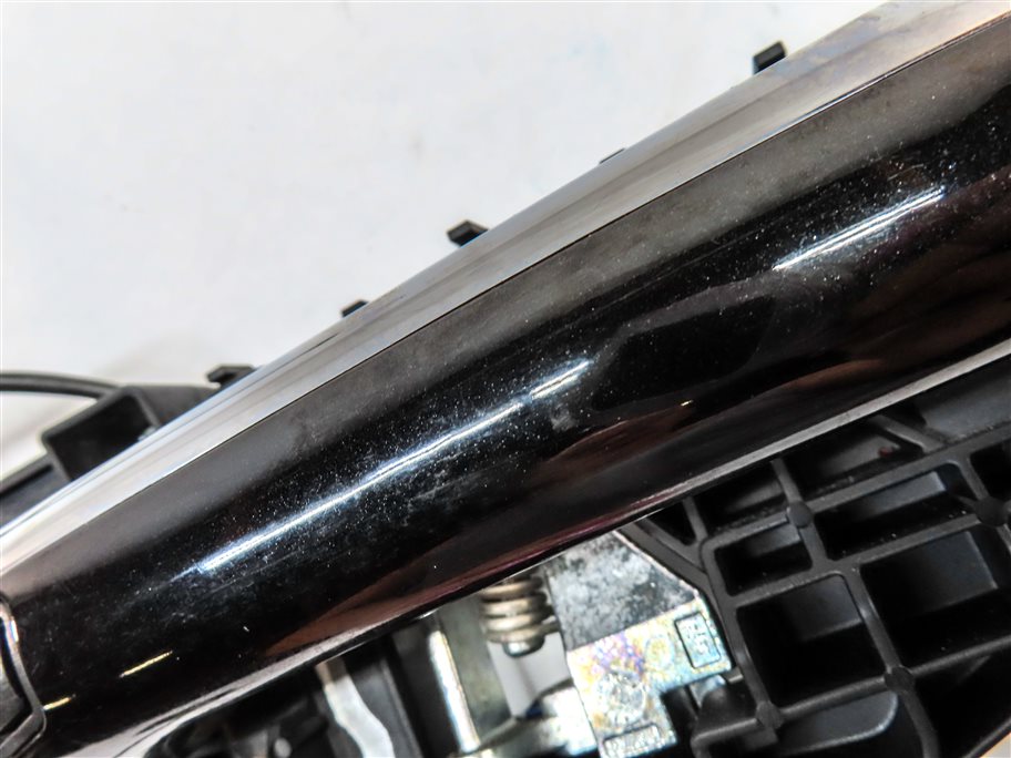 Thumbnail 9: 2009 MERCEDES GL550 (X164) FRONT RIGHT PASSENGER EXTERIOR DOOR HANDLE (Black)