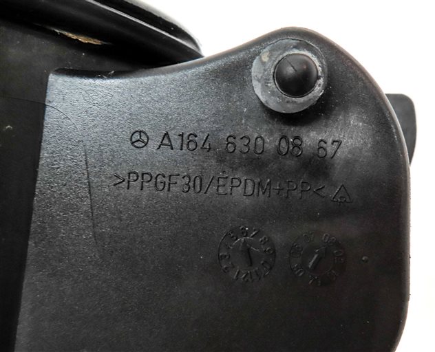 Thumbnail 10: 07-12 MERCEDES GL320 GL350 GL450 GL550 X164 FUEL DOOR w/HOUSING (Black)
