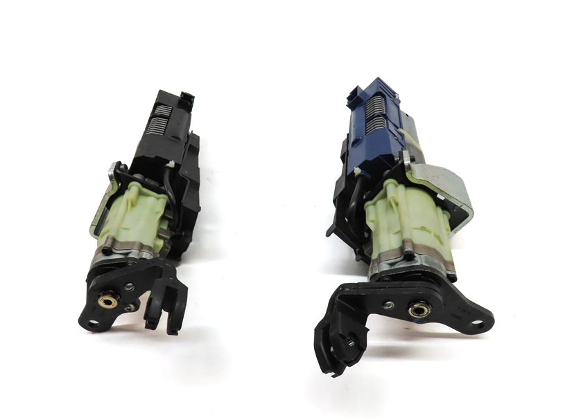 Thumbnail 2: 14-15 AUDI Q7 4L REAR LEFT & RIGHT LIFTGATE HATCH TRUNK LIFT ASSIST MOTOR SET 2