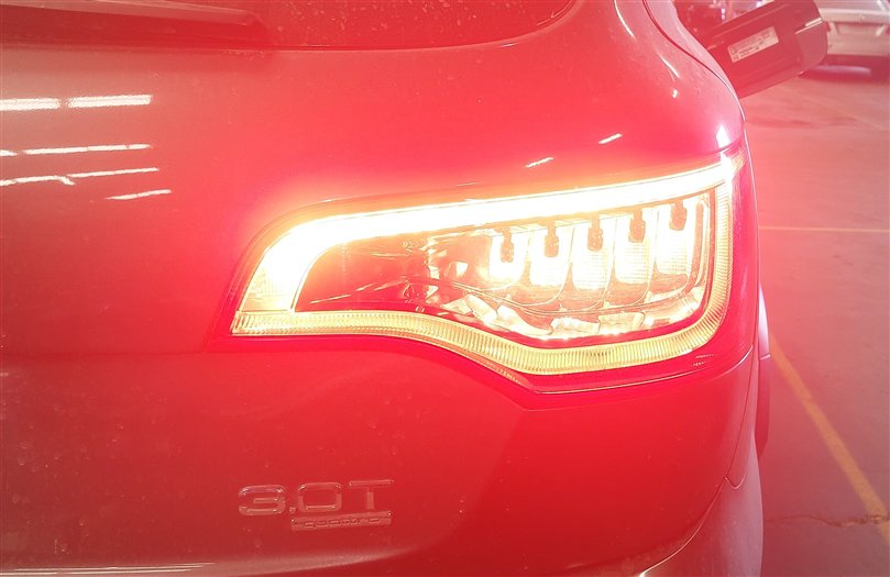 Thumbnail 2: 2010-2015 AUDI Q7 (4L) REAR RIGHT PASSENGER TAILLIGHT BRAKE LIGHT LAMP (LED)