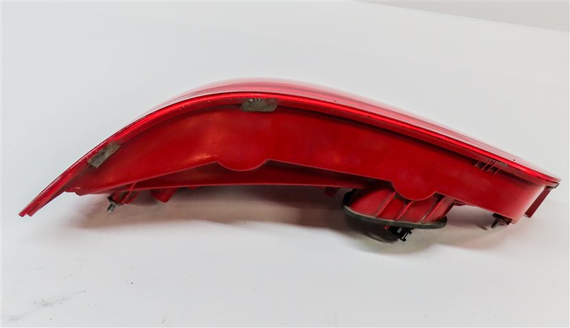 Thumbnail 6: 2010-2015 AUDI Q7 (4L) REAR RIGHT PASSENGER TAILLIGHT BRAKE LIGHT LAMP (LED)