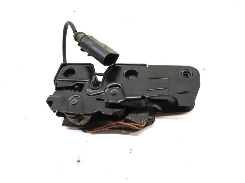 Thumbnail 7: 2014 AUDI Q7 (4L) LOWER HOOD LOCK LATCH ACTUATOR