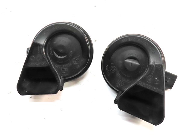 Thumbnail 2: 2007-2015 AUDI Q7 R8 (4L 4S) HIGH & LOW TONE NOTE SIGNAL SAFETY HORN SET-2