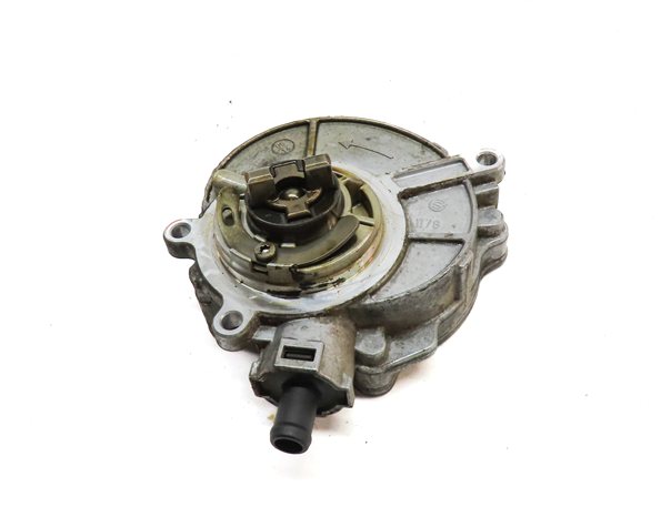 Thumbnail 2: 2014 AUDI Q7 (4L) 3.0L SUPER (CTWA) ENGINE BRAKE VACUUM PUMP