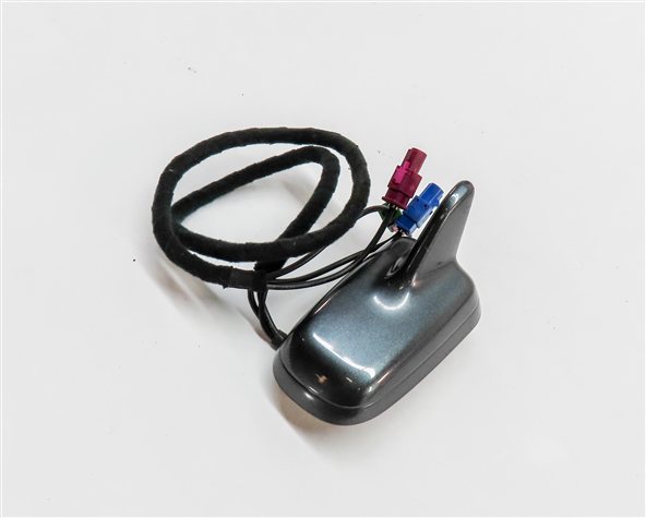 12-15 AUDI Q7 (4L) RADIO STEREO GPS NAVIGATION SHARK FIN ANTENNA (Gray)