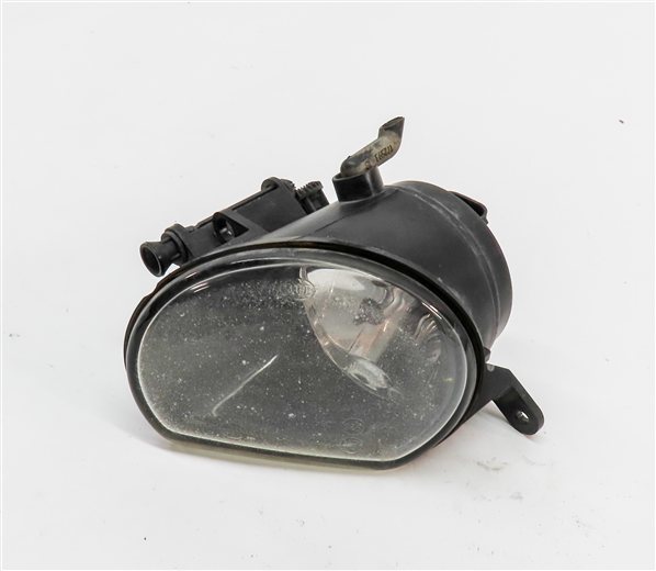 Thumbnail 2: 10-15 AUDI Q7 (4L) FRONT RIGHT PASSENGER LOWER BUMPER FOGLIGHT FOG LIGHT LAMP