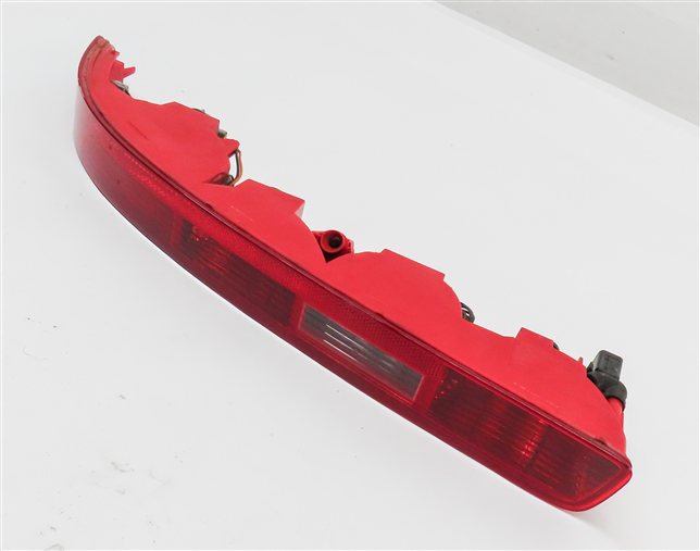 2007-2015 AUDI Q7 (4L) REAR RIGHT PASSENGER BUMPER LOWER TAILLIGHT LIGHT LAMP