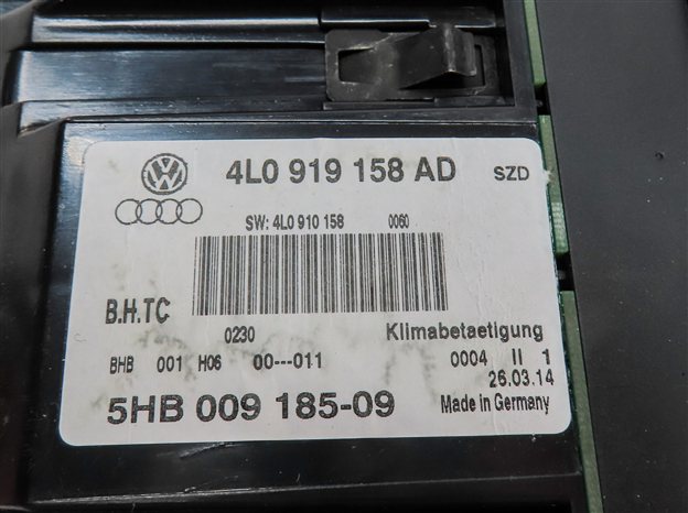 Thumbnail 8: 2013-2015 AUDI Q7 (4L) REAR HEATER A/C TEMPERATURE CONTROL PANEL (HEATED SEAT)
