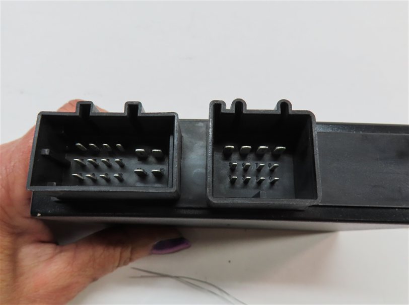 Thumbnail 8: 2007-2015 AUDI Q7 (4L) TRAILER HITCH TOW TOWING CONTROL MODULE