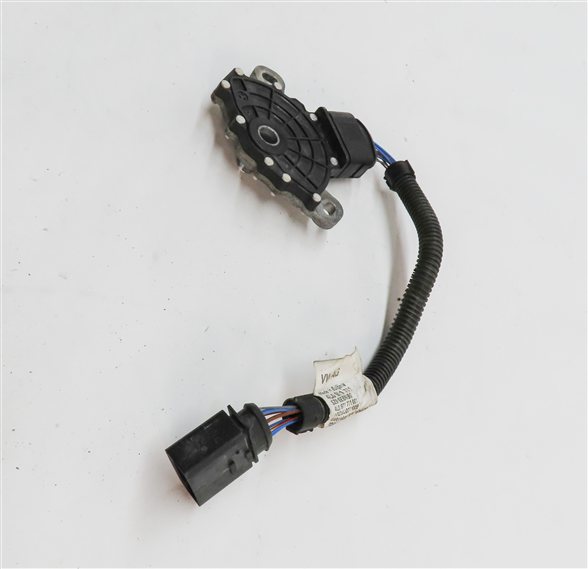 Thumbnail 3: 2014 AUDI Q7 (4L) 3.0L SUPER (CTWA) ENGINE TRANSMISSION NEUTRAL SAFETY SWITCH