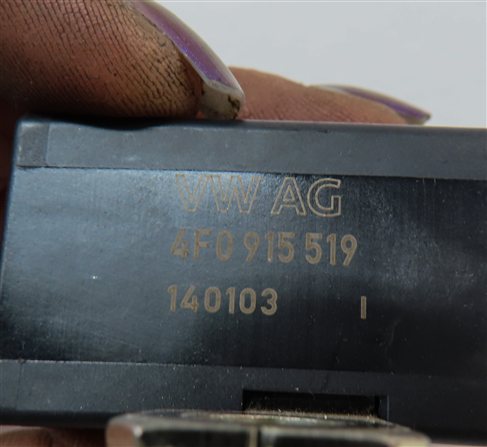Thumbnail 7: 2014 AUDI Q7 (4L) 3.0L SUPER (CTWA) ENGINE BATTERY OVERLOAD SAFETY FUSE SWITCH