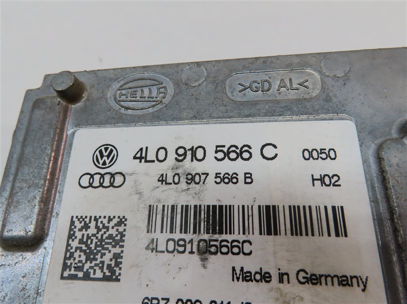 Thumbnail 5: 2013-2020 AUDI Q7 (4L 4M) REAR RIGHT LANE DEPARTURE BLIND SPOT MODULE (MASTER)