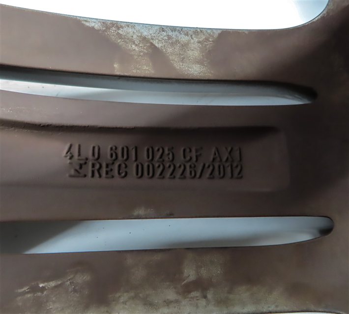 Thumbnail 14: 10-15 AUDI Q7 (4L) 21x10  ALUMINUM ALLOY 5 TRIPLE 15-SPOKE WHEEL RIM (OPT: C7F)