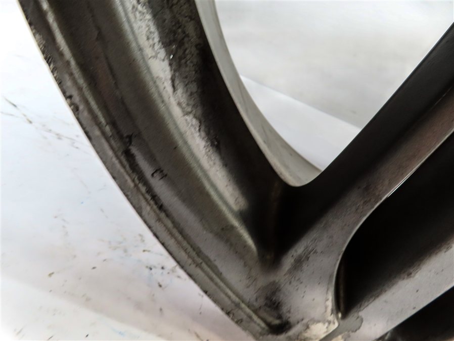Thumbnail 4: 10-15 AUDI Q7 (4L) 21x10  ALUMINUM ALLOY 5 TRIPLE 15-SPOKE WHEEL RIM (OPT: C7F)