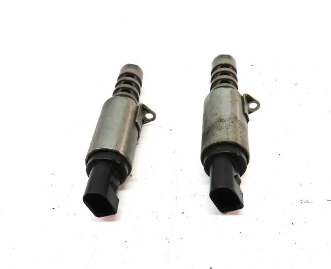 Thumbnail 2: 2009 AUDI S5 (B8 8T) 4.2L (CAUA) ENGINE VVT VARIABLE VALVE TIMING SOLENOID SET/2