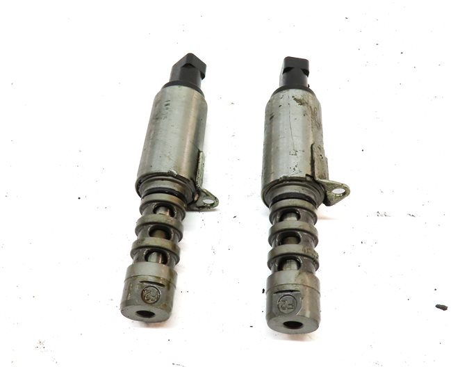 Thumbnail 5: 2009 AUDI S5 (B8 8T) 4.2L (CAUA) ENGINE VVT VARIABLE VALVE TIMING SOLENOID SET/2