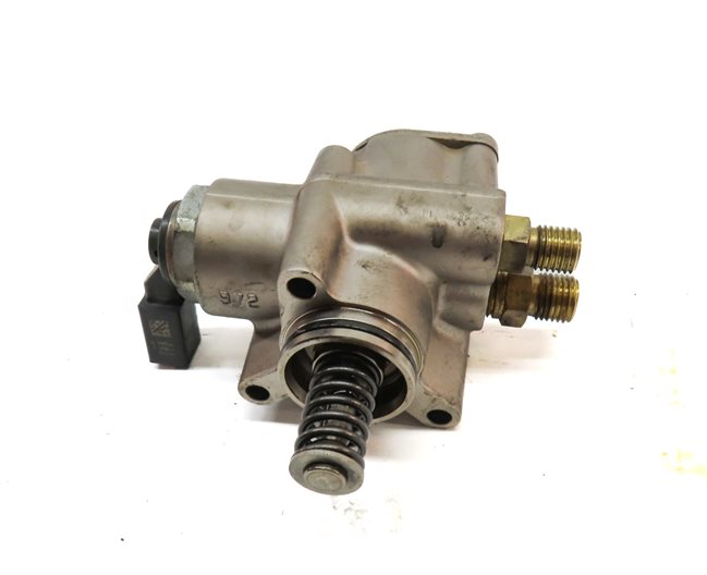 Thumbnail 4: 07-11 AUDI TOUAREG A6 A8 Q7 S4 S5 (B7 C6 D3 4L 8K 8T) LEFT - 4.2L HPFP FUEL PUMP