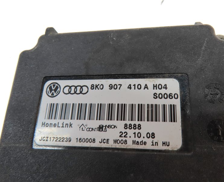 Thumbnail 7: 2009 AUDI S5 (B8 8T) GARAGE DOOR OPENER HOMELINK CONTROL MODULE