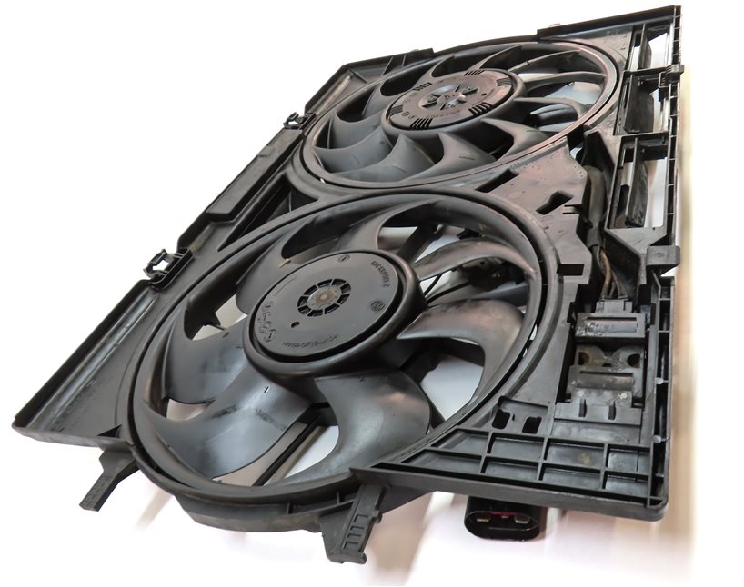 Thumbnail 4: 2009-2012 AUDI A5 S4 S5 (B8 8K 8T 8R) RADIATIOR COOLING FAN ASSEMBLY & SHROUD