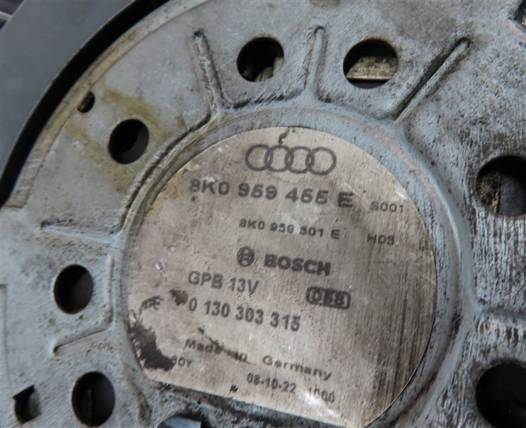 Thumbnail 8: 2009-2012 AUDI A5 S4 S5 (B8 8K 8T 8R) RADIATIOR COOLING FAN ASSEMBLY & SHROUD