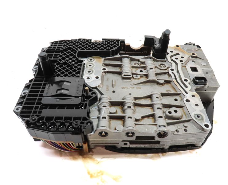 Thumbnail 5: 09-12 AUDI S5 (B8 8T) 4.2L AUTO AUTOMATIC 6 SPEED KWR TRANSMISSION VALVE BODY