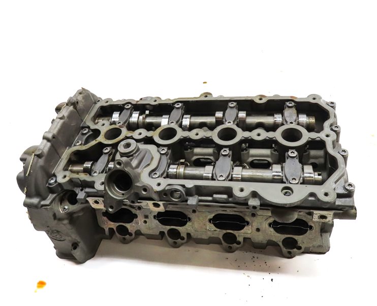Thumbnail 2: 2009-2012 AUDI S5 (B8 8T) 4.2L TFSI V8 ENGINE LEFT DRIVER CYLINDER HEAD