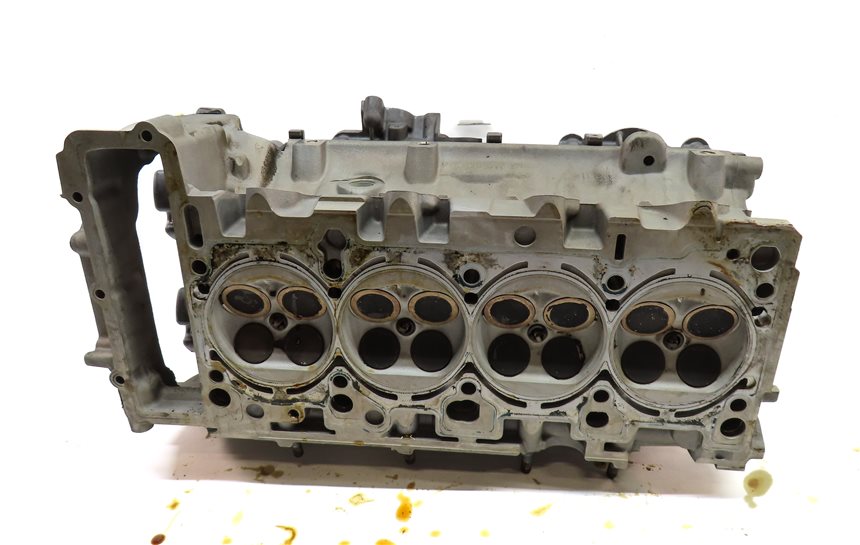 Thumbnail 6: 2009-2012 AUDI S5 (B8 8T) 4.2L TFSI V8 ENGINE LEFT DRIVER CYLINDER HEAD