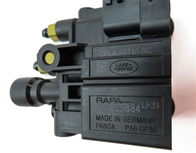 Thumbnail 7: 2016 RANGE ROVER SPORT (L494) AIR SUSPENSION TRANSFER RELIEF VALVE BLOCK