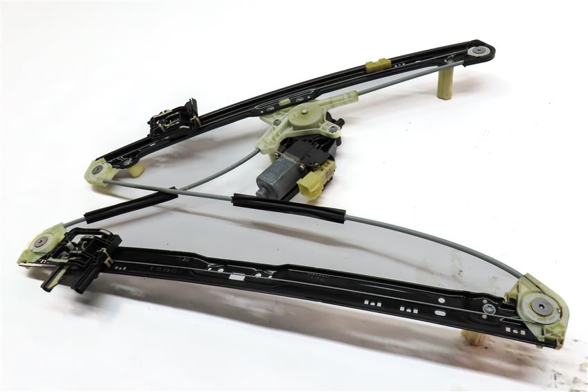 Thumbnail 6: 2014-2020 RANGE ROVER SPORT (L494) REAR RIGHT DOOR WINDOW REGULATOR w/ MOTOR